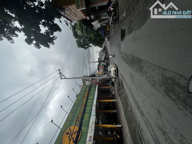 Bình Hoà 24 98M2, 3Lau ,hơn 4.tỷ , có thêm 6 phòng trọ,Bình Chiểu Thủ Đức - 7