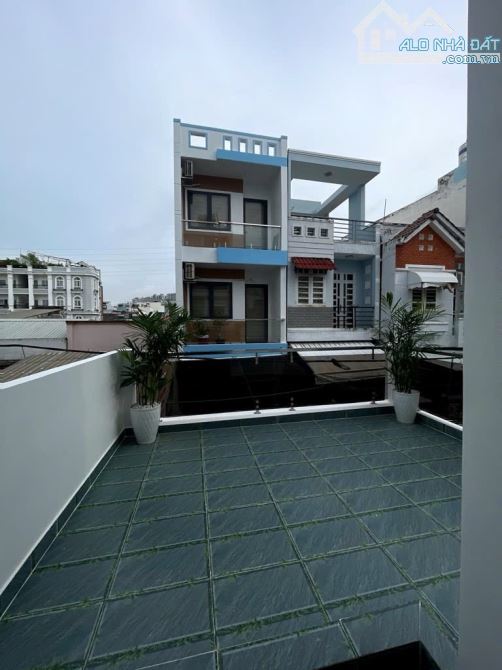 NHÀ 3 TẦNG 4X15 PHÚ THUẬN Q7 – GIÁ 6.8Tỷ - 8