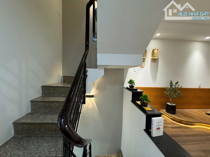 Nhà mới 100% Phan Tây Hồ - DT 3,3x12,5m - 3 lầu st - giá 7,58 tỷ TL - 8