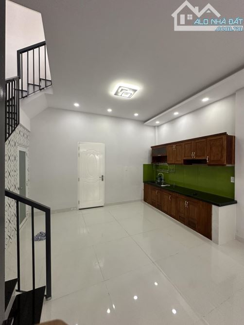 HIẾM NGAY CHUNG CƯ KHANG PHÚ - 70M2 - NGANG KHỦNG 5.8M - 3PN - GIÁ HƠN 5 TỶ - 8