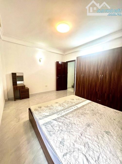 TÔN THẤT TÙNG -TRƯỜNG CHINH -41M²-5 TẦNG-3 NGỦ -NHÀ ĐẸP Ở NGAY-GẦN ĐẠI HỌC Y - 8.85 TỶ - 8