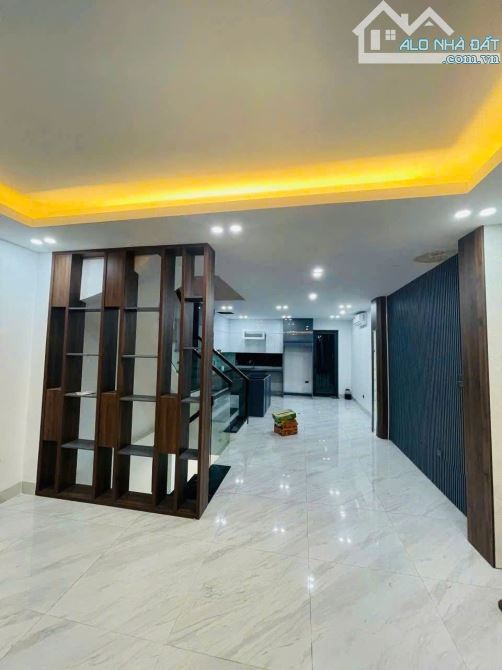 Cho thuê nhà MỚI ĐẸP KĐT Văn Khê 80m x 5 tầng thông sàn 26tr - 8