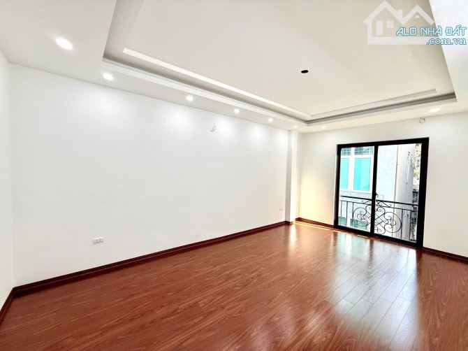 Bán nhà phố Trần Đại Nghĩa 5 tầng Thang máy, ô tô đỗ cửa, ngõ thông kinh doanh - 8