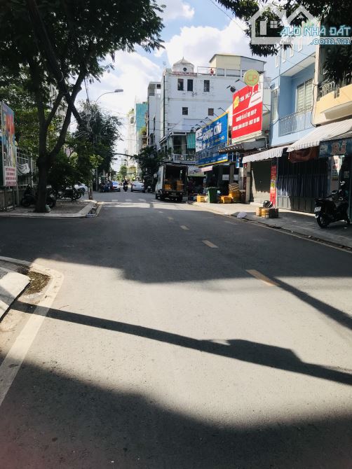 H.I.Ế.M BÁN NHÀ MẶT TIỀN KDBB ĐƯỜNG SỐ 17,GẦN CHỢ CHIỀU, NHỈNH 17 TỶ - 8