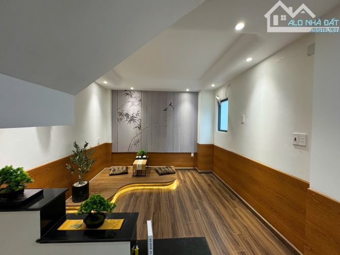 Nhà mới 100% Phan Tây Hồ - DT 3,3x12,5m - 3 lầu st - giá 7,58 tỷ TL - 9
