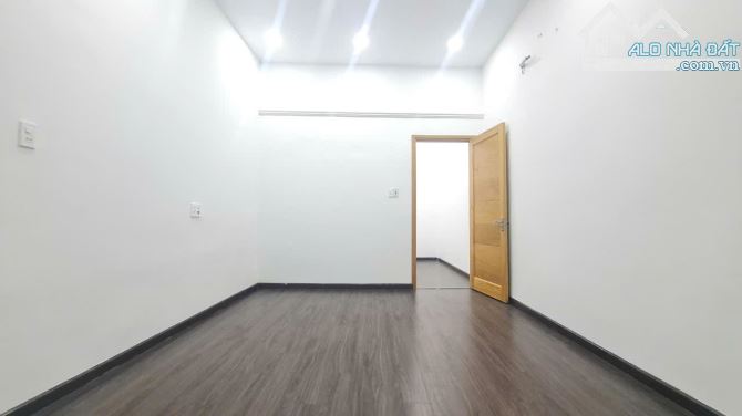 nhà 2 tầng nhà mặt tiền đường trần nguyên hãn nha trang - 9