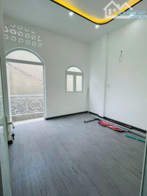 Bán nhà đẹp hẻm 2074 Huỳnh Tấn Phát, NB, DT 3,5 x9m, 1 lầu. Giá 1,99 tỷ - 9