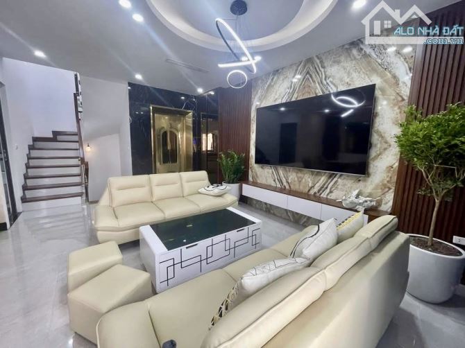 15 TRIỆU 🌟 CHO THUÊ NHÀ NGUYÊN CĂN 50M2 6 TẦNG PHỐ ĐÀM QUANG TRUNG – LONG BIÊN - 9