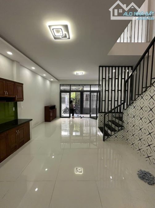 HIẾM NGAY CHUNG CƯ KHANG PHÚ - 70M2 - NGANG KHỦNG 5.8M - 3PN - GIÁ HƠN 5 TỶ - 9