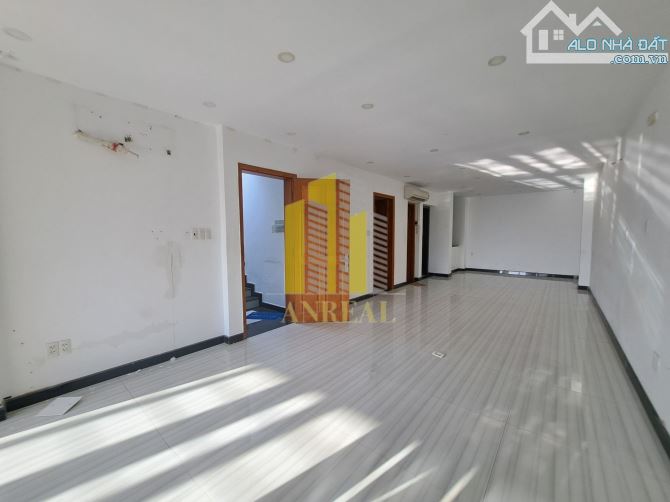 Toà Văn Phòng Hầm 4 Lầu Sàn Trống Giá 85 Triệu - 9