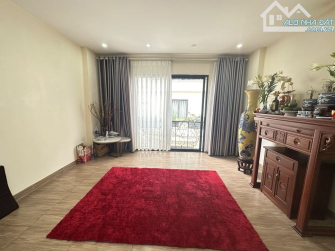 Nhà đẹp long lanh phố Ngọc Thụy 44m2, 4 tầng, mặt tiền đẹp, ô tô, ngõ nông - 9