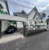 Villa sân vườn P8 đường nhựa ô tô giá tốt