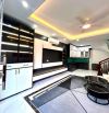 Bán nhà Thạch Bàn, Long Biên 31m2, 5 tầng, mt 4m, ô tô đỗ cửa, 7.4 tỷ