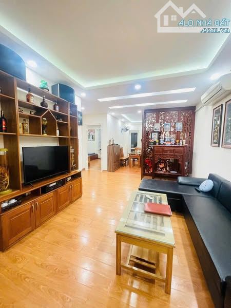 Bán chung cư Ba Hàng B ngõ 294 Lĩnh Nam-DT 73 m2-TẦNG THẤP-2 NGỦ-2 WC-FULL NỘI THẤT.