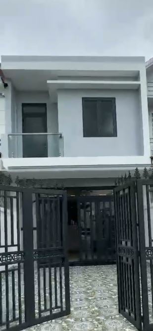 Nhà Đẹp Diện Tích Rộng 105m2  _Khu Dân Cư Long Cang Resident , Gía chỉ 2,3 TỶ