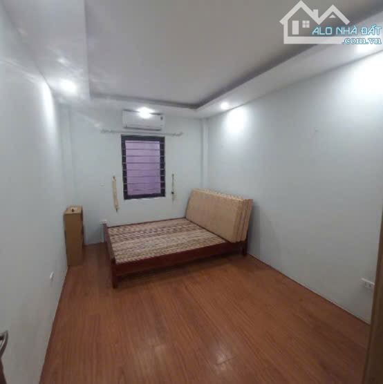 Bán nhà Phùng Khoang Lô góc 36m, 6 tầng, 11 phòng: 8.5 tỷ - 6