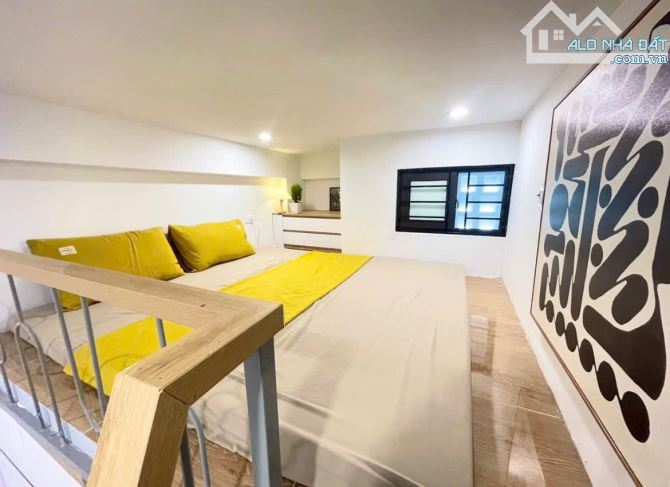 Bán toà CHDV Minh Khai gần ĐH KTQD 13PN 68m2*6T thang máy DT 1 tỷ/năm, PCCC đủ