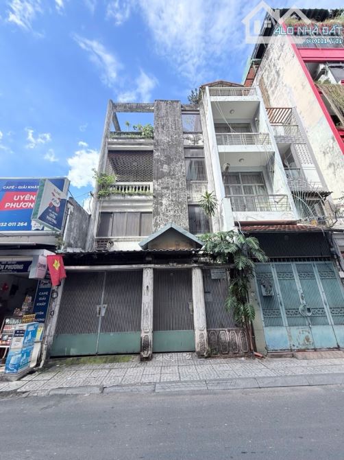 Bán nhà mặt tiền Thạch Thị Thanh, 6x22 Tân Định Q1