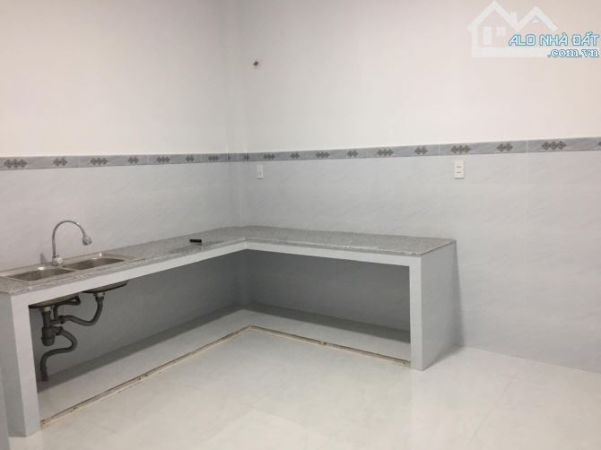 ÂU DƯƠNG LÂN P4Q8 - GIÁ CHỈ 5.9 TỶ - 3.7X16M - HẺM 1 SẸC RỘNG THOÁNG -