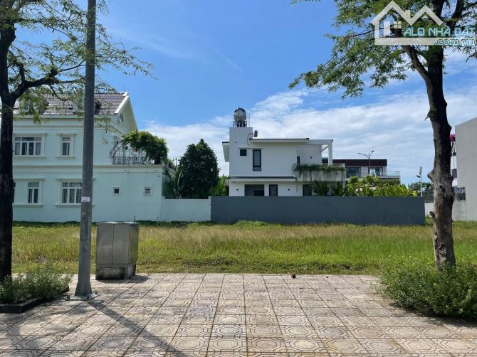 ❌HÀNG CỰC KÌ HIẾM 1 lô duy nhất BÙI CẨM HỔ VIEW RẤT ĐẸP NGAY HỒ SEN KHU ADB - VÀO KINH DOA