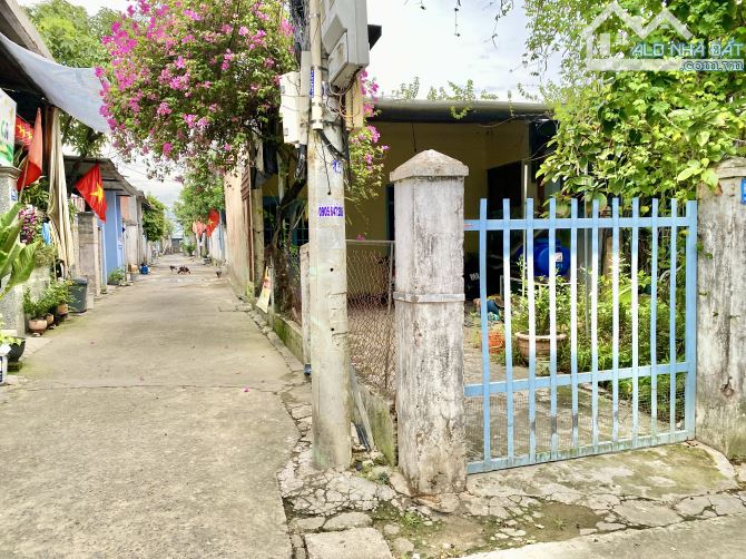 NHÀ LÔ GÓC 2 MẶT KIỆT – MẸ SUỐT, LIÊN CHIỂU 104m² – CHỈ 2,6 TỶ - LCU244