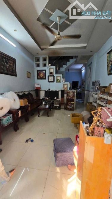 Nhà 1 lầu đúc 64 m2 sát Aone Tân Phú