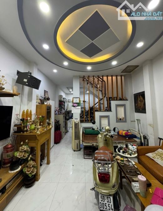 Gần Công Viên Gia Định, 2 Tầng 46m2 (4.2 x 11), giá 5.4 ty, P3 Gò Vấp