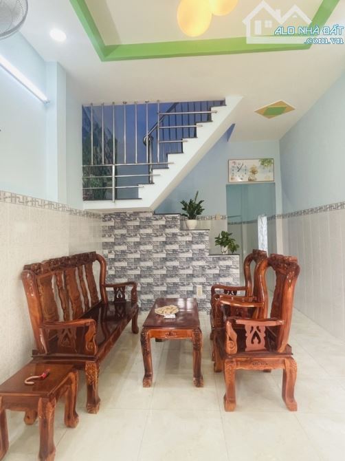 Bán nhà 1 SẸC ,Bùi Thị Lùng ,Hóc Môn   2Tx64m2 . Giá chỉ  2.49 tỷ (TL)