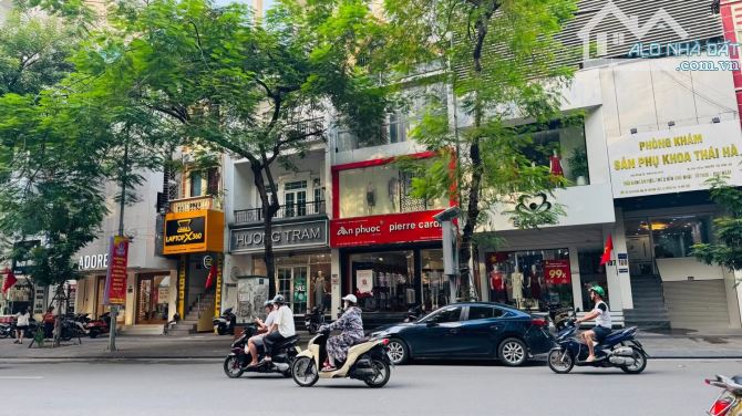 BÁN NHÀ MẶT PHỐ THÁI HÀ - KINH DOANH CỰC VIP SẦM UẤT - VỈA HÈ SIÊU RỘNG - 2 THOÁNG
