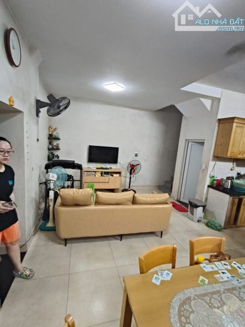 MẶT PHỐ LÊ TRỌNG TẤN ,ÔTÔ ĐỖ CỬA ,CHỦ NHÀ QUÂN ĐỘI -94M -MẶT PHỐ 6M- 27,9 TỶ