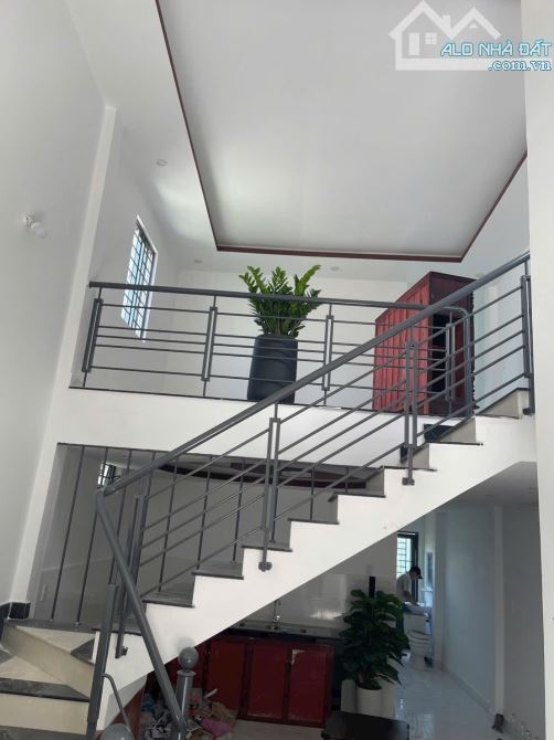🏠 Bán Nhà Gác Lửng Đúc Full Nội Thất – Gần Chợ Hòa Khánh  ✨ Nhà 57m², mới đẹp, đầy đủ côn