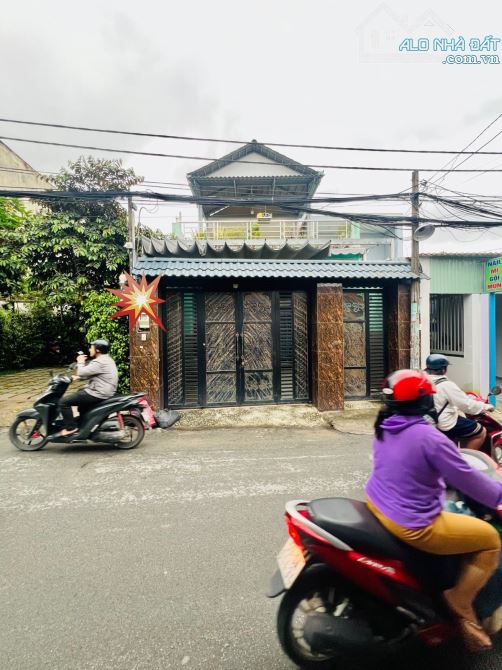 CẦN TIỀN BÁN GẤP NHÀ MẶT TIỀN ĐS2 TNPB Q9 - HXH - C4 - DT 124M2 - HƠN 9🧄.