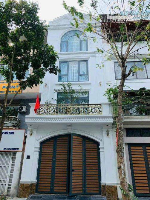 Anh Hùng giảm 2 Tỷ Bán gấp tòa nhà 100 m2 5 tầng Khu Đô Thị Văn Phú Giá 25 Tỷ 50