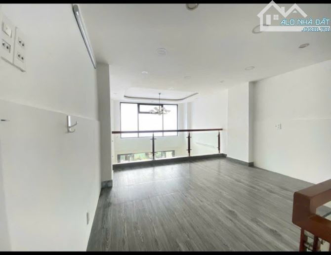 GÒ VẤP - NHÀ MẶT TIỀN KINH DOANH SẦM UẤT - CÓ DÒNG TIỀN 13 TRIỆU/THÁNG, GẦN CHỢ XÓM MỚI