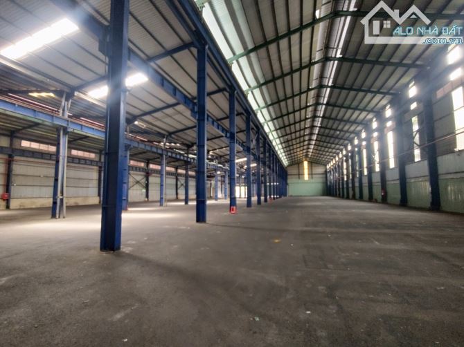 Cho thuê xưởng trong KCN Dĩ An 6700m² PCCC đường cont trạm điện lớn sx  đa nghề