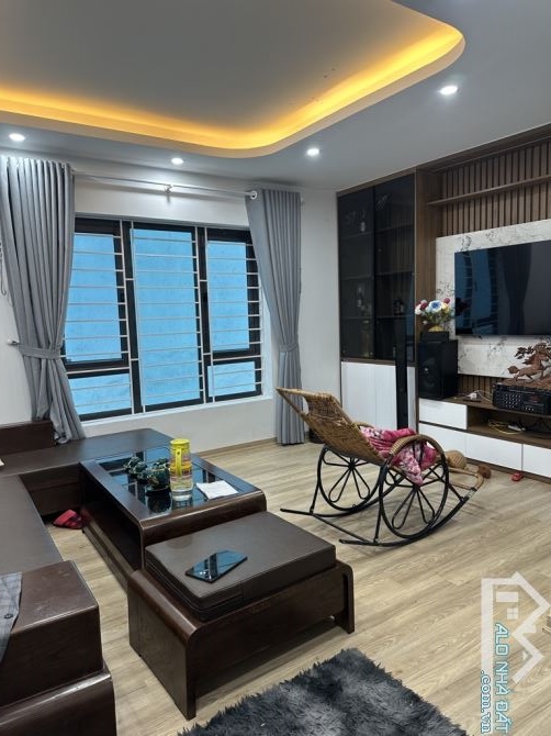 BÁN NHÀ KIM HOÀNG HOÀI ĐỨC LÔ GÓC Ô TÔ 4 CHỖ VÀO NHÀ, GẦN ĐƯỜNG Ô TÔ TRÁNH 30M2 7.9 TỶ