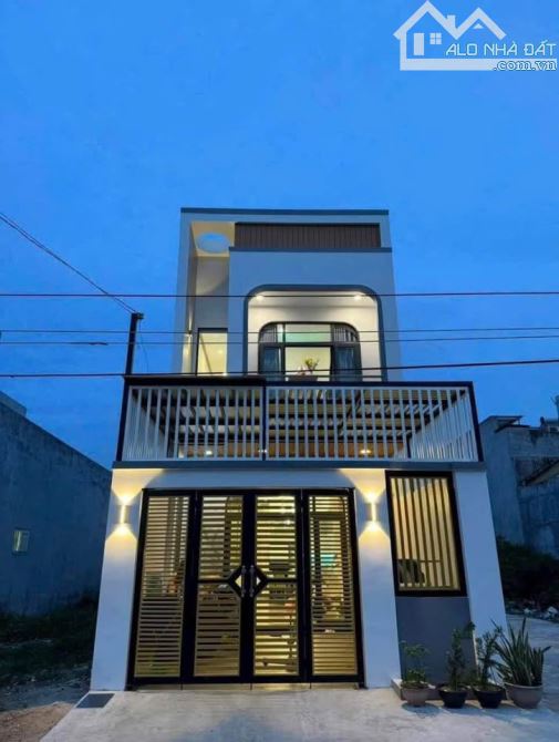 CĂN NHÀ 1 TRỆT 1 LẦU, CUỐI ĐƯỜNG ĐỒNG KHỞI GẦN CÔNG AN PHƯỜNG TÂN TRIỀU