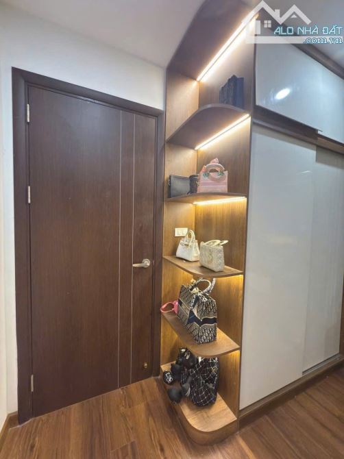 CHO THUÊ CĂN HỘ VCI, 1PN,1VS, GIÁ CHỈ 8TR/THÁNG FULL ĐỒ