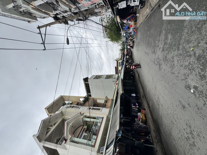 Bán Nhà Mặt Tiền Đ. Chợ Phước Bình Gần Global City DT 86m, 2 Tầng Chỉ 13 Tỷ X