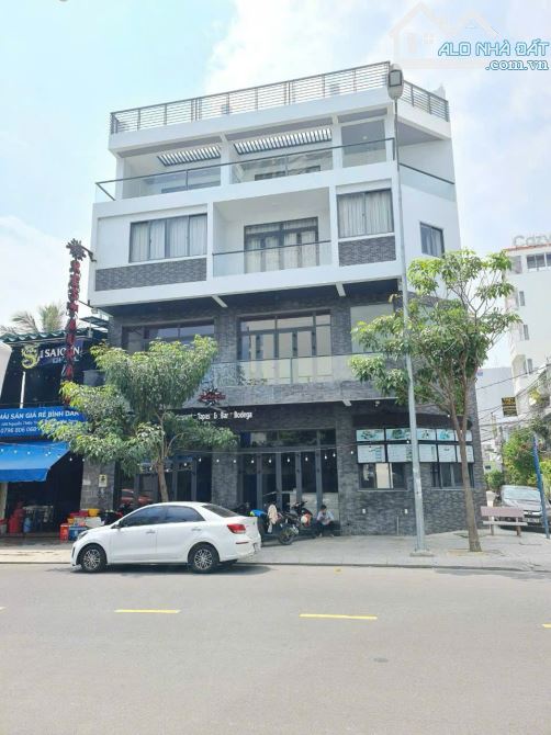 Bán căn góc 3 mặt tiền đường Nguyễn Thiện Thuật nối dài, ngang hơn 12m