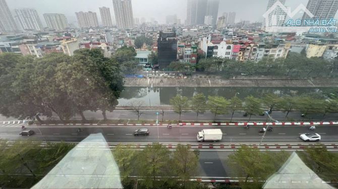 CHUYỂN NHƯỢNG TÒA NHÀ VĂN 12 TẦNG THANG MÁY - MẶT PHỐ ĐỐNG ĐA