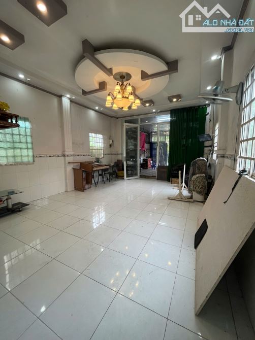 CG Bán nhà mặt tiền kinh doanh đường Hàng Gòn, (P. Thường Thạnh cũ), hiện P. Cái Răng