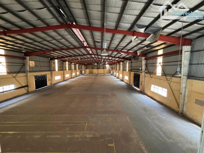 Cho thuê kho 2.600m² KCN Tân Tạo, Bình Tân, PCCC đầy đủ,container 24/7