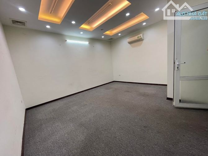 Cho thuê VP mặt đường Mỹ Đình diện tích 25m2 giá 5tr5