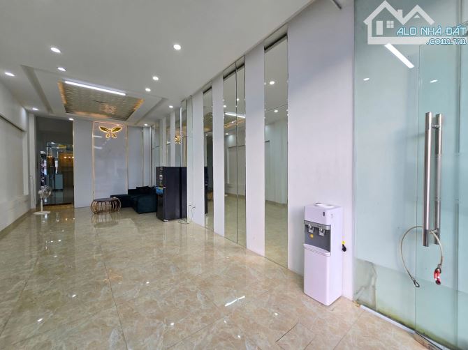 Bán nhà 3 tầng mt đường 22m lề 6m Nguyễn Hữu Thọ - Hải Châu - Đà Nẵng.