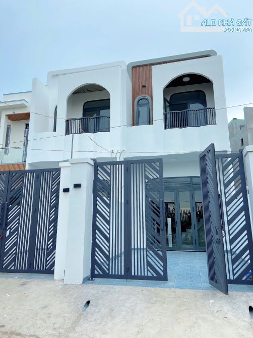 NHÀ ĐẸP Ở NGAY. TẶNG BỘ NỘI THẤT 50 TRIỆU QUÁ HÓT. GẦN TÂN PHONG