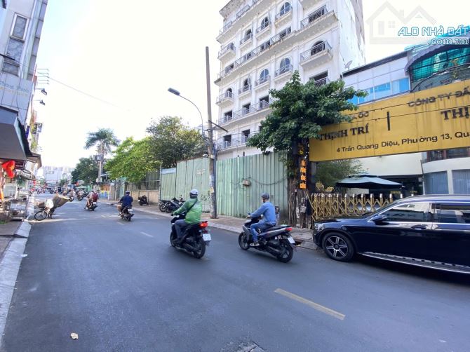 Siêu Phẩm Sắc Sắc Tuyệt Đối! Mặt tiền Trần Quang Diệu, P13, Quận 3. DT:22 x 20m- CN400m2