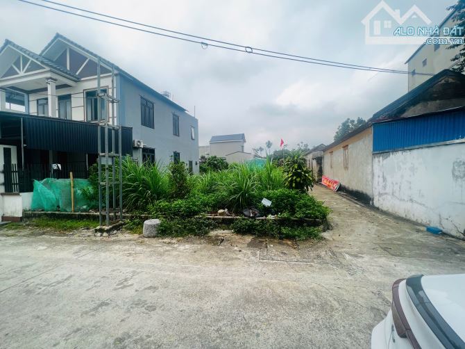 Chính chủ cần bán lô 173 m lô góc đường ôtô  tại   thủy xuân tiên đường trục kinh doanh