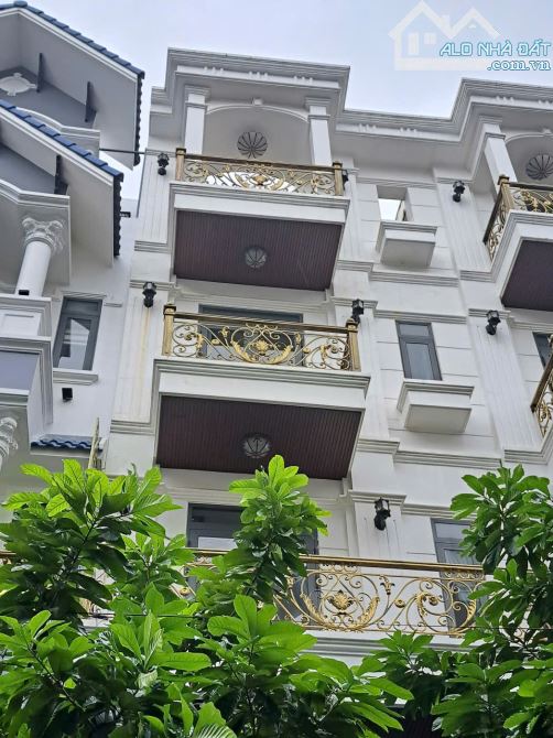 PHÂN LÔ CAO TẦNG, HẺM XE HƠI TRÁNH, GẦN VẠN PHÚC CITY, 5 TẦNG 4,5X14 NHỈNH 9 TỶ.