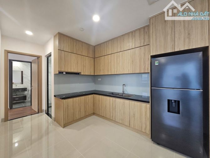 Cho thuê căn hộ cao tầng CentrePoint – 2PN 2WC – View biển, nt cao cấp – 77m² – 15tr/tháng